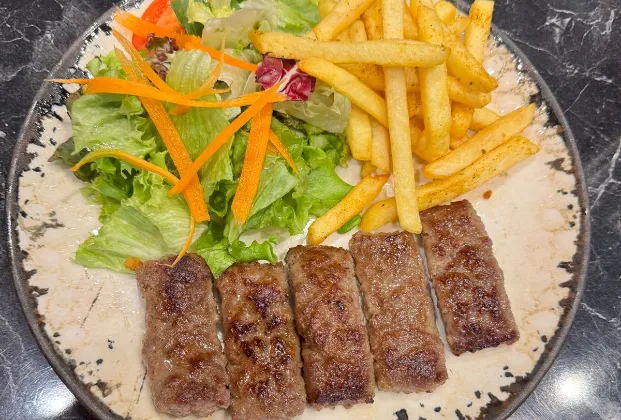 Grilled köfte
