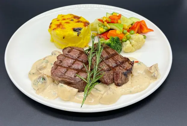 Beef Fillet with Mushrooms