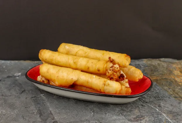 Sigara böreği (6 pieces)