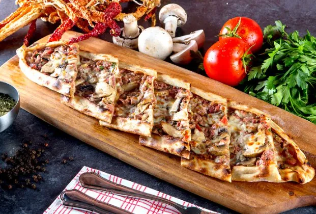 Mushroom and Kaşar pide