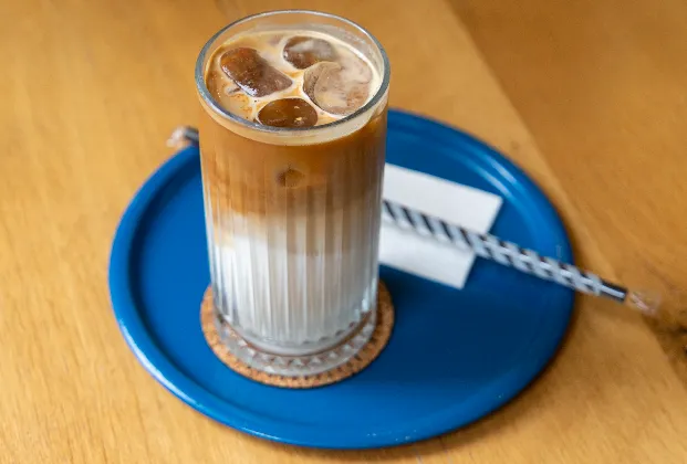 Iced Caffè Latte 14 oz