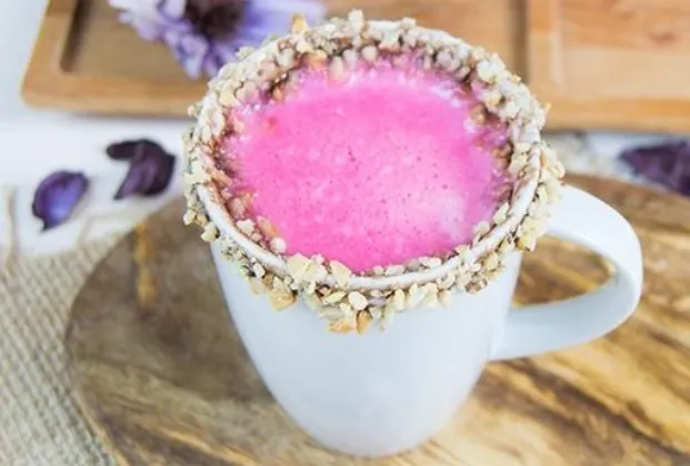 Strawberry white hot chocolate