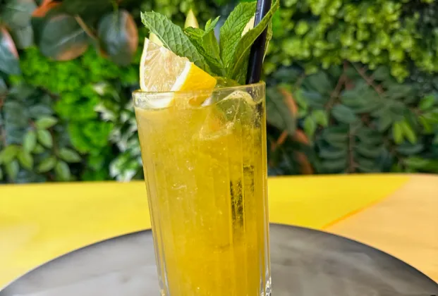 Mango & Peach Lemonade
