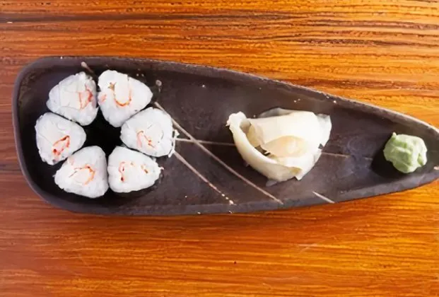 Kani Maki Roll