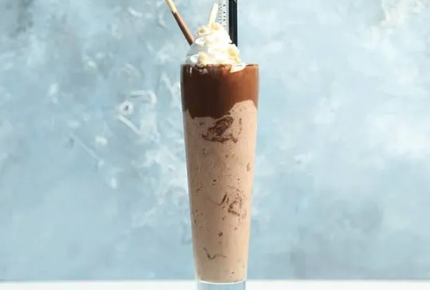 Lotus milkshake