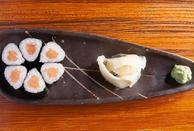 Sake Maki Roll