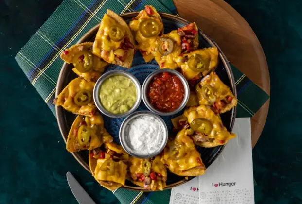 Meat nachos