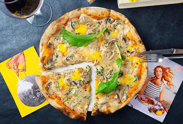 Alfredo Sauce, Mushroom and Cheddar Pizza