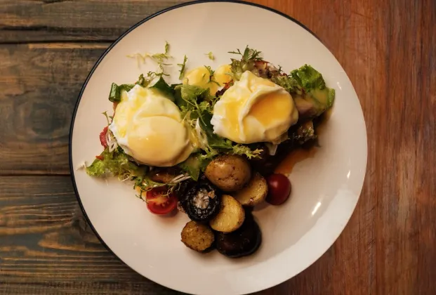 Eggs Benedict