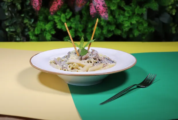 Penne with mushrooms