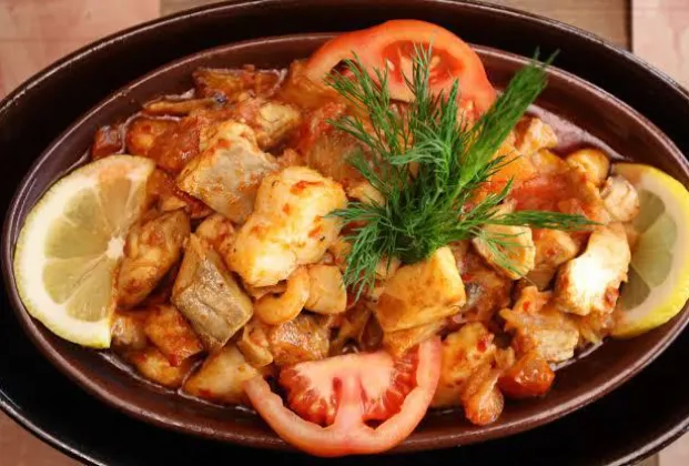 Seafood güveç