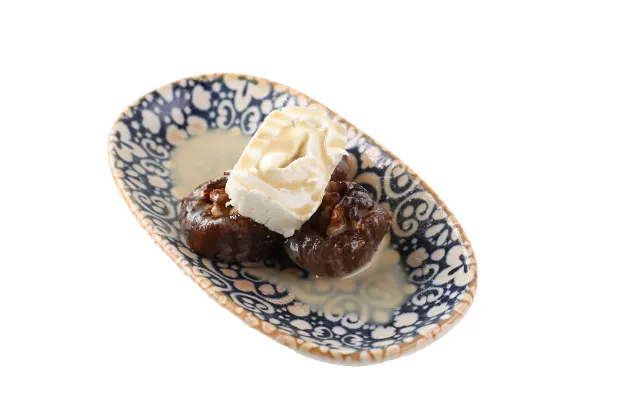 Fig Dessert with Kaymak and Walnuts