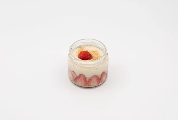 Strawberry and chocolate-banana Magnolia pudding