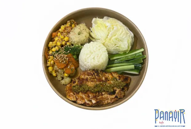 Chicken Bowl with Pesto Sauce
