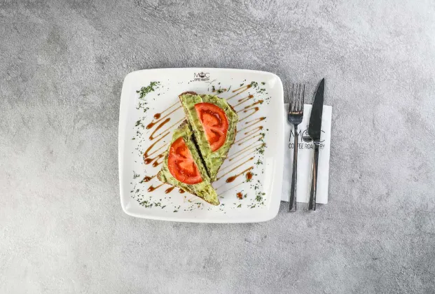 Avocado Tomato (Vegan)