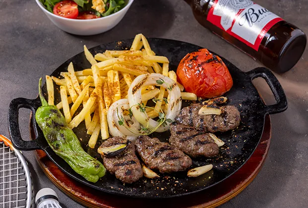 Cız-Bız Köfte (Grilled Turkish Meatballs)