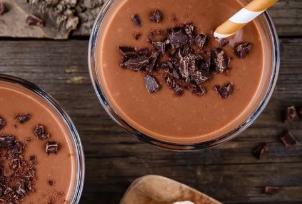 Chocolate Milkshake (16oz.)