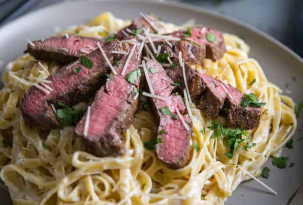 Bukle Steak Pasta