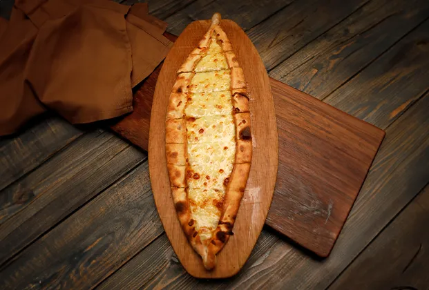 Kaşarlı pide