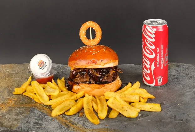 BBQ burger meal