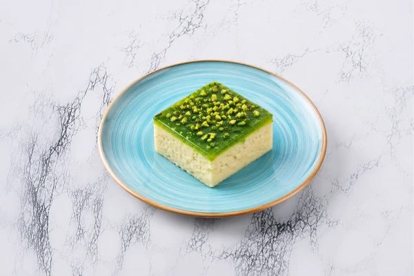 Antep pistachio trileçe