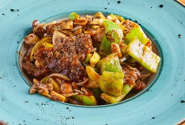 Crispy Crunch Manchurian-Style Beef