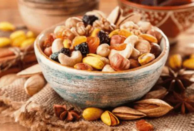 Luxury mixed nuts