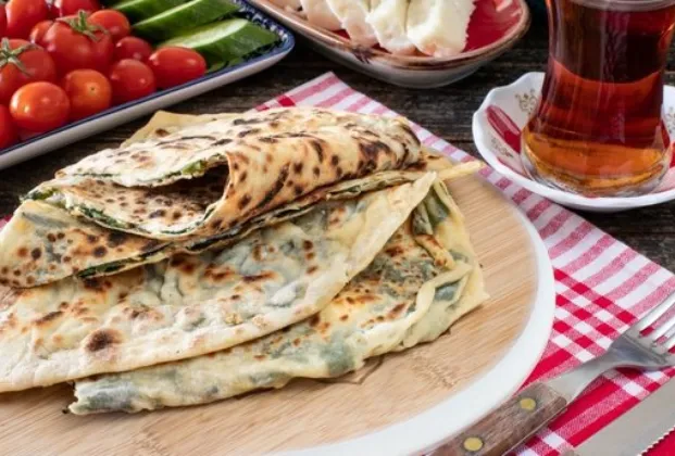 Spinach and Kaşar cheese gözleme