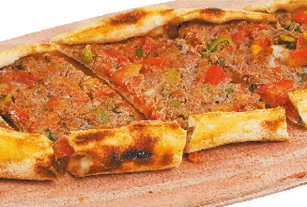 Minced Meat Pide