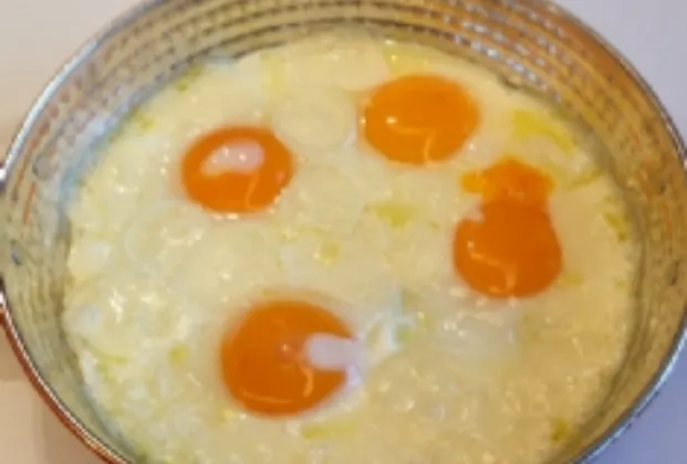 Eggs with White Cheese
