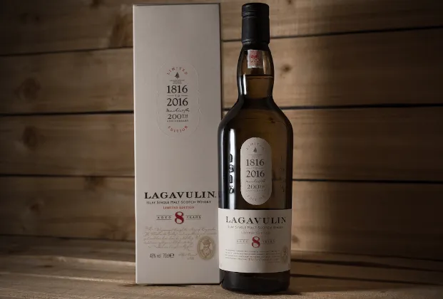 Lagavulin 8