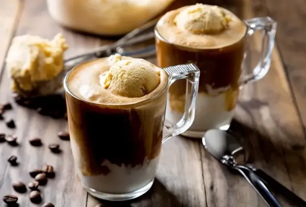 Iced Latte with Ice Cream