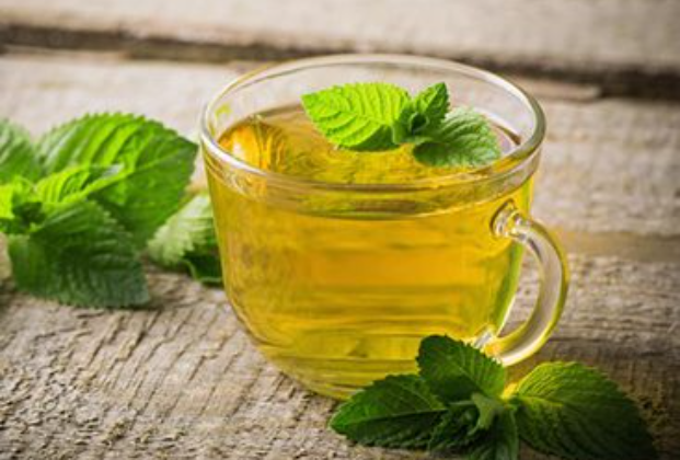 Mint green tea