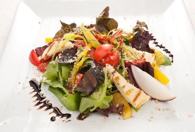 Halloumi Salad