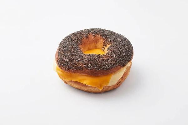 Las Vegas Three-Cheese Bagel Sandwich