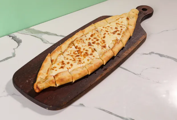 Kaşarlı Pide