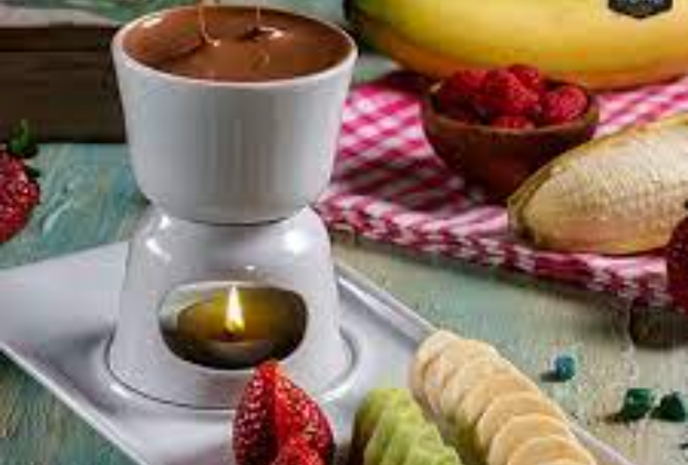 Chocolate fondue (serves 2)