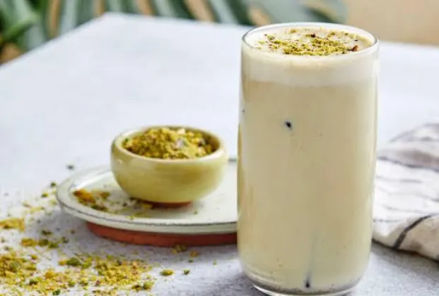 Pistachio latte