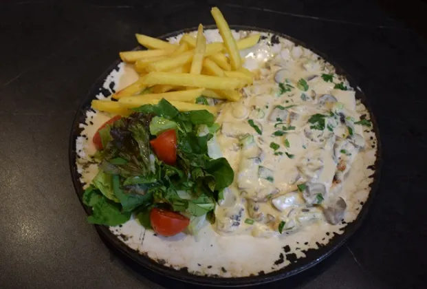 Creamy mushroom chicken leg chop
