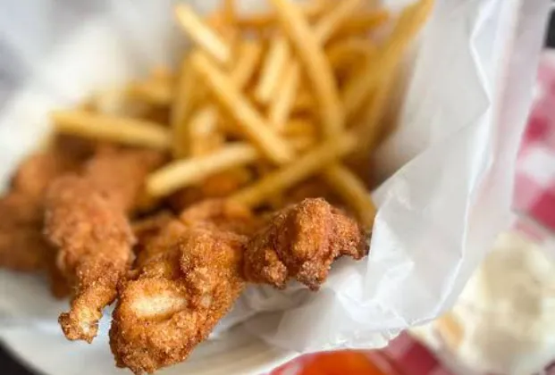 Cajun-spiced crispy chicken