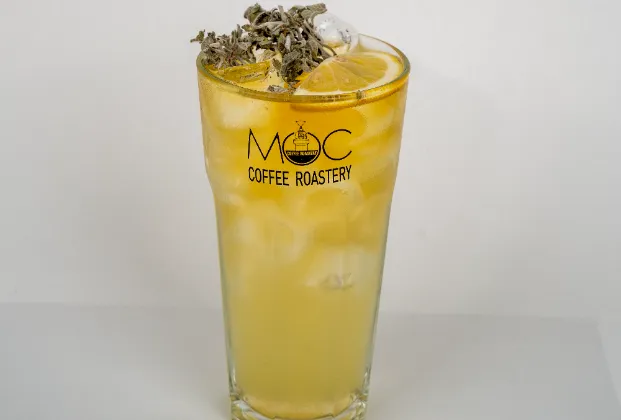Skinny mocktail