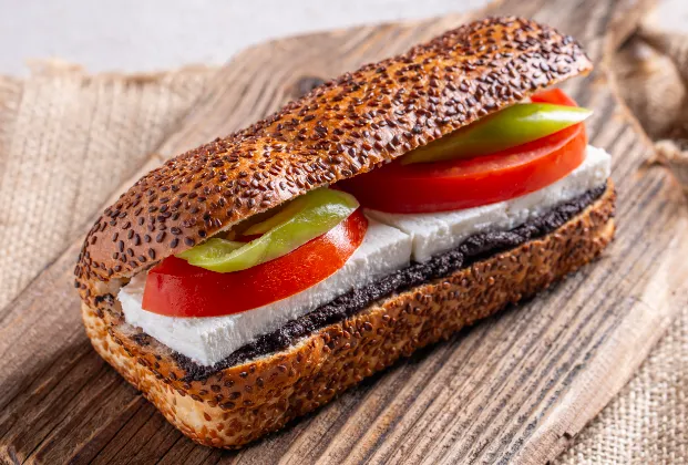 Breakfast sandwich