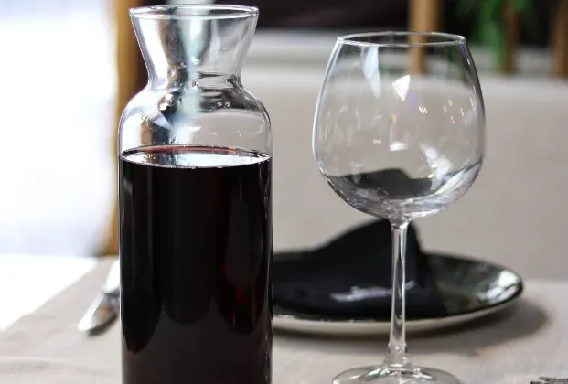 Table wine 35 cl (red/white/blush)