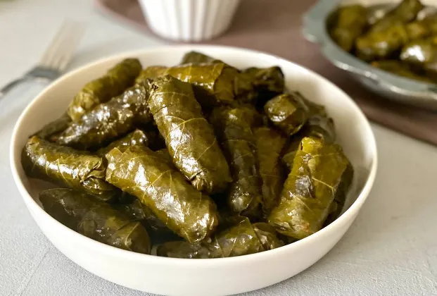 Meat-stuffed yaprak sarma