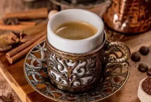 Mastic-flavoured dibek Turkish coffee