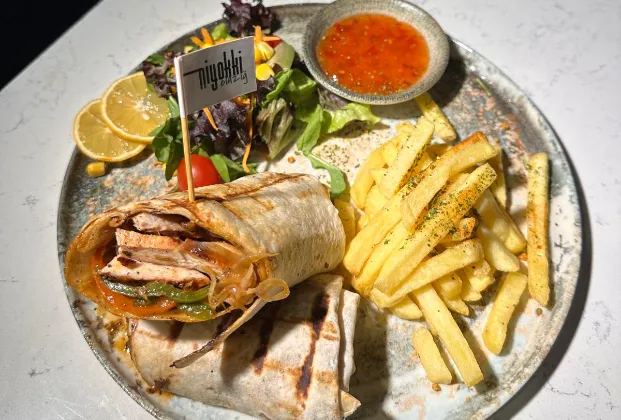Venetian-style chicken wrap