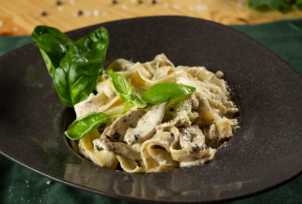 Chicken Fettuccine Alfredo