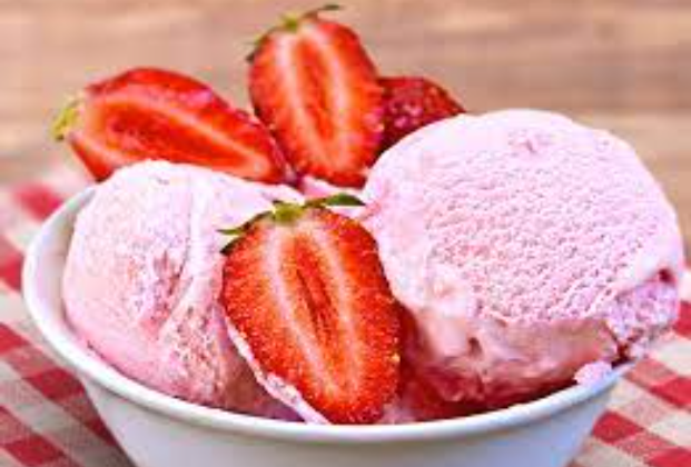 Strawberry Ice Cream (1 scoop)