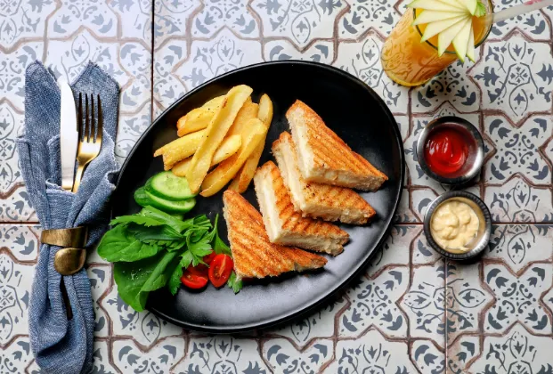 Toast with kaşar cheese