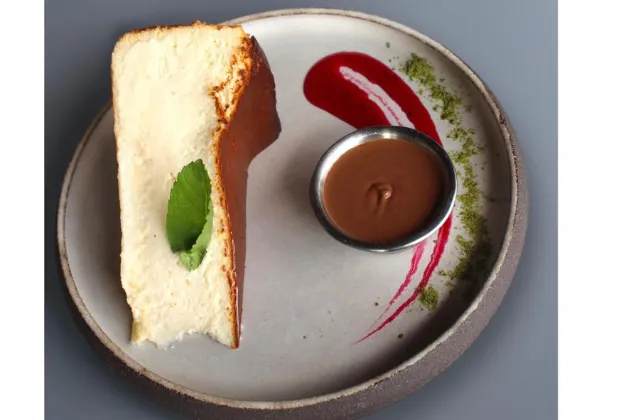 San Sebastian Cheesecake